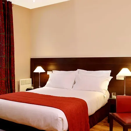 Hotel Volney Opera 3*
